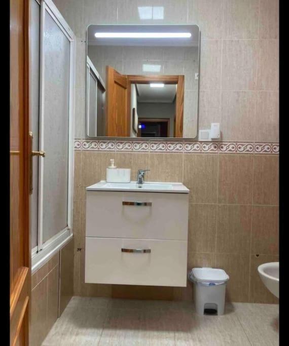 Casa,solarium,barbacoa,piscina Apartment *