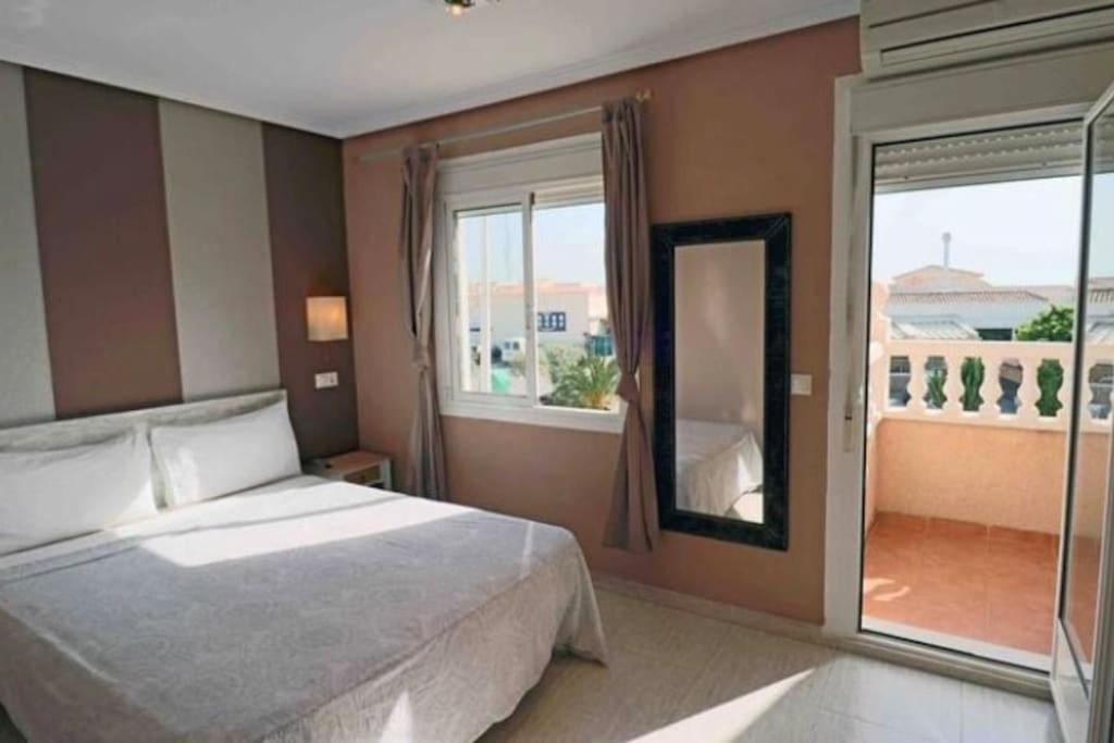 Apartment Casa,solarium,barbacoa,piscina Gran Alacant