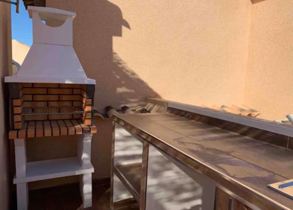 Casa,solarium,barbacoa,piscina